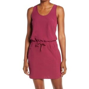 New with Tags, Patagonia Fleetwith Dress, Women’s size Small, Arrow Red